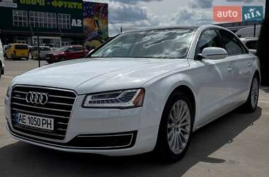 Седан Audi A8 2016 в 