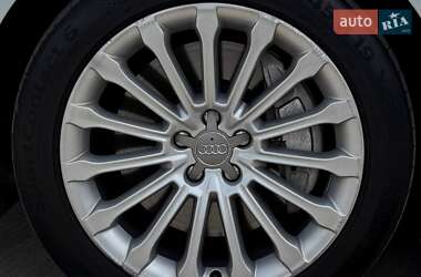 Седан Audi A8 2016 в 