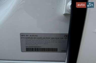 Седан Audi A8 2016 в 