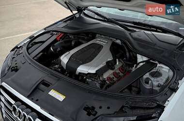 Седан Audi A8 2016 в 