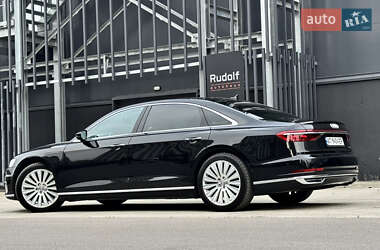 Седан Audi A8 2019 в 