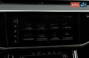 Седан Audi A8 2019 в 