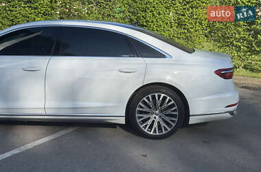 Седан Audi A8 2020 в 