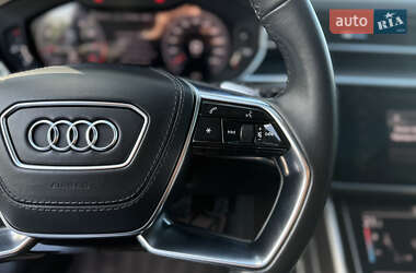 Седан Audi A8 2020 в 