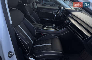 Седан Audi A8 2020 в 