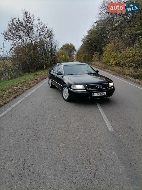 Седан Audi A8 1999 в 