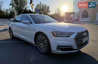 Седан Audi A8 2019 в 