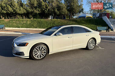 Седан Audi A8 2019 в 