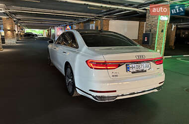 Седан Audi A8 2019 в 