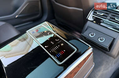 Седан Audi A8 2019 в 