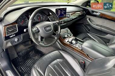 Седан Audi A8 2017 в 