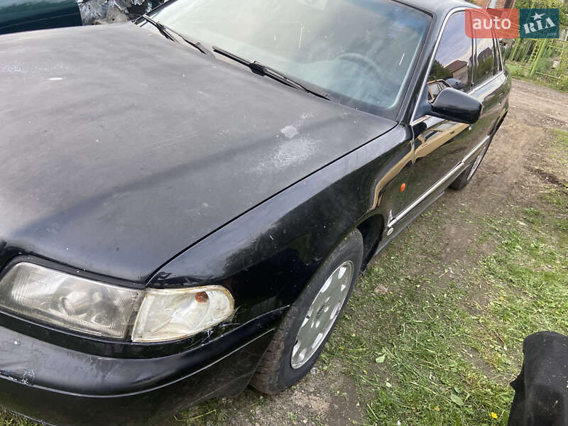 Седан Audi A8 1996 в Хмельницком
