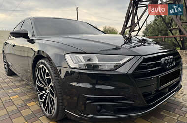Седан Audi A8 2018 в Днепре