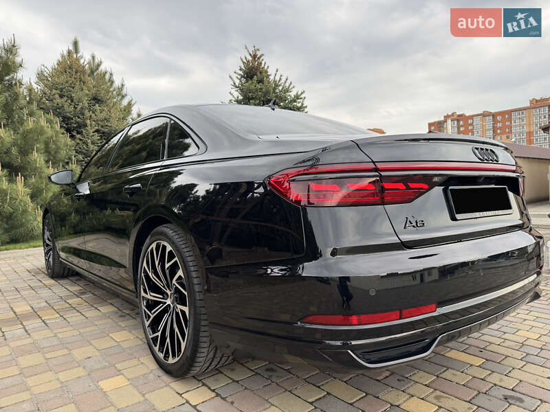 Седан Audi A8 2018 в Днепре