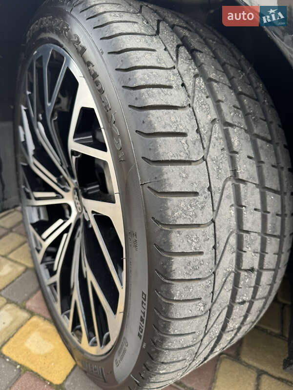 Седан Audi A8 2018 в Днепре