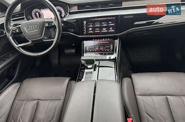 Седан Audi A8 2018 в 