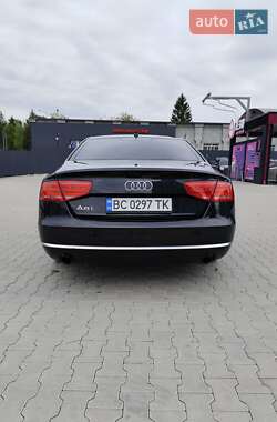 Седан Audi A8 2013 в 
