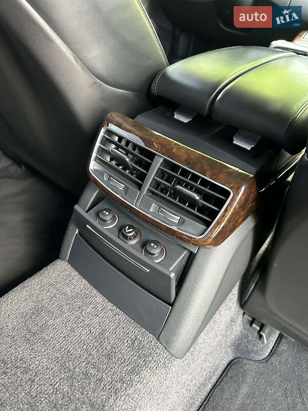 Седан Audi A8 2017 в Києві