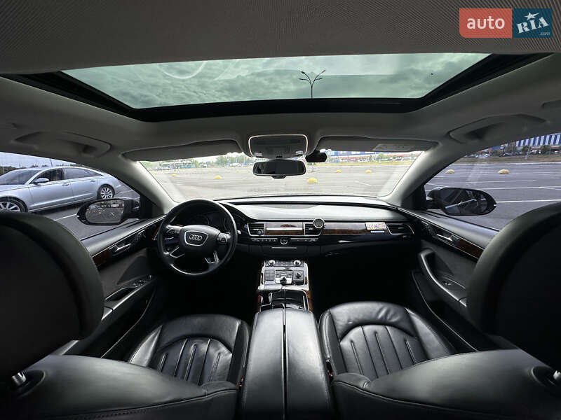 Седан Audi A8 2017 в Києві