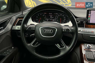 Седан Audi A8 2013 в 