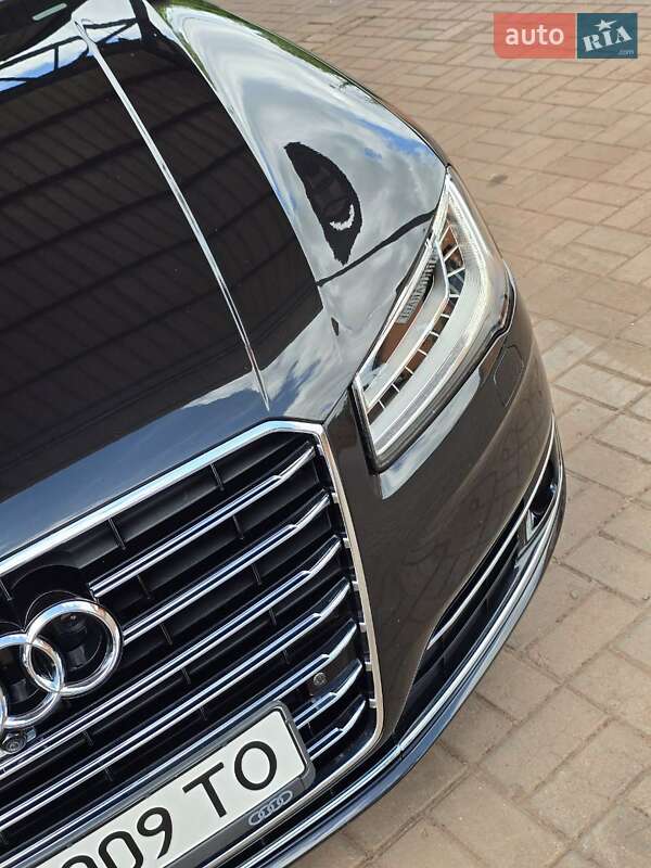 Седан Audi A8 2015 в Кривом Роге фото 8 Седан Audi A8 2015 в Кривом Роге