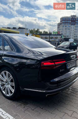 Седан Audi A8 2013 в 