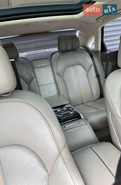 Седан Audi A8 2013 в 
