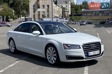 Седан Audi A8 2015 в 