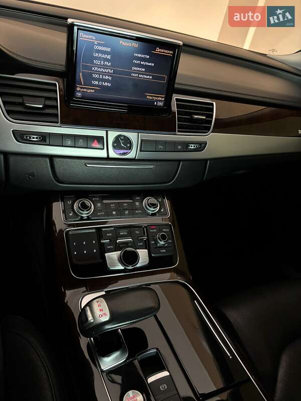 Седан Audi A8 2014 в Киеве