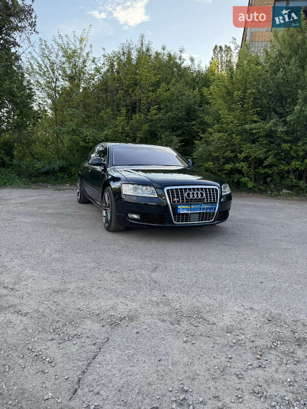 Седан Audi A8 2008 в Житомире