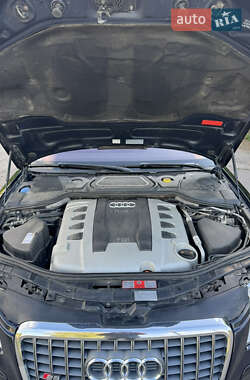 Седан Audi A8 2008 в 