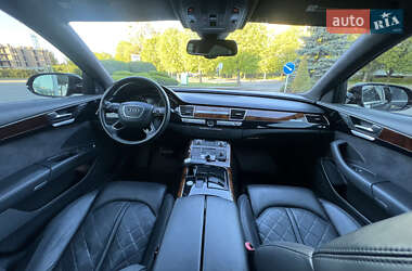 Седан Audi A8 2013 в 