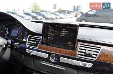Седан Audi A8 2012 в 
