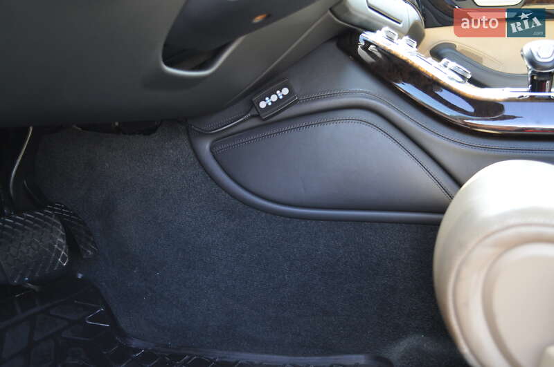 Седан Audi A8 2012 в Киеве
