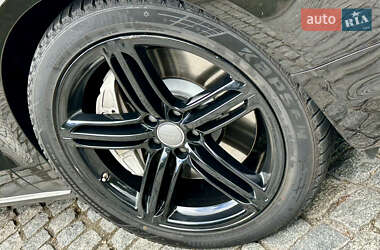 Седан Audi A8 2013 в 