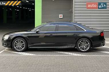 Седан Audi A8 2012 в 