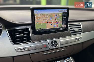 Седан Audi A8 2012 в 