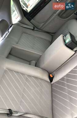 Седан Audi A8 1995 в 