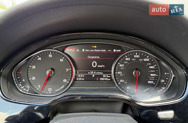 Седан Audi A8 2012 в 