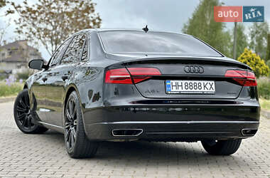 Седан Audi A8 2015 в 