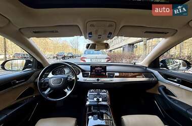 Седан Audi A8 2013 в 