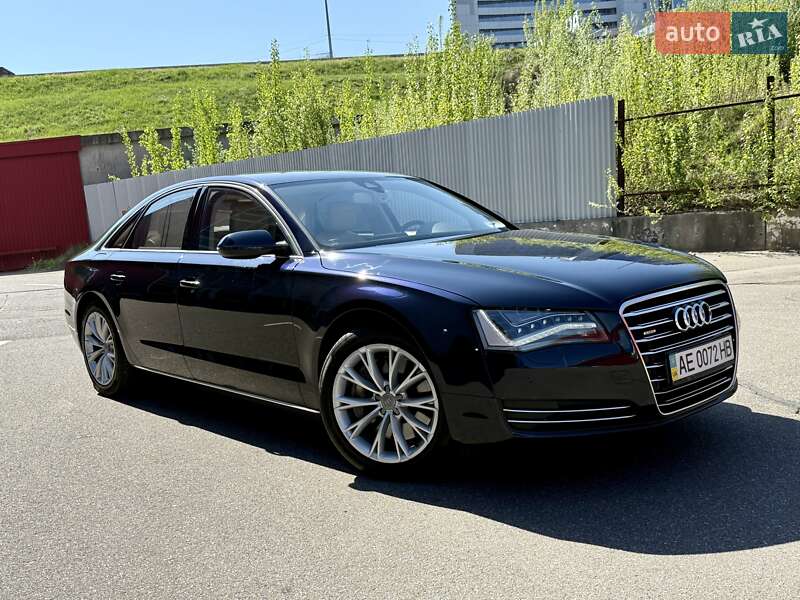 Седан Audi A8 2010 в Киеве
