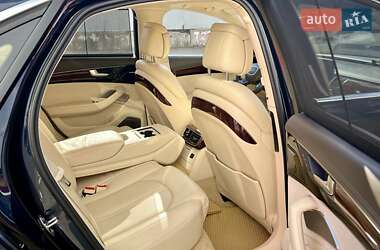 Седан Audi A8 2010 в 