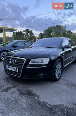Седан Audi A8 2004 в 