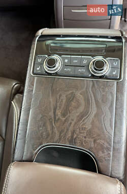 Седан Audi A8 2012 в 
