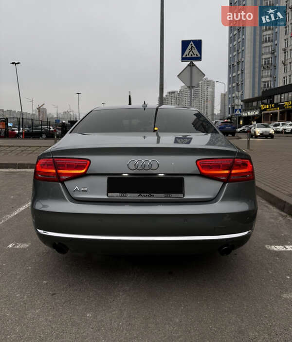 Седан Audi A8 2013 в Киеве
