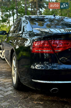 Седан Audi A8 2012 в 