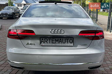 Седан Audi A8 2016 в 