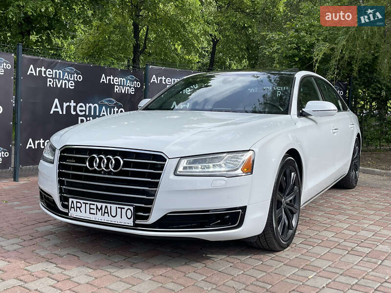 Седан Audi A8 2016 в Ровно