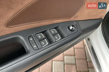 Седан Audi A8 2016 в 